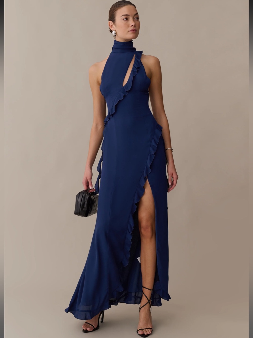 Few Moda Makenna Cascading Ruffles Elegant Koutrt  NWT Maxi Dress S